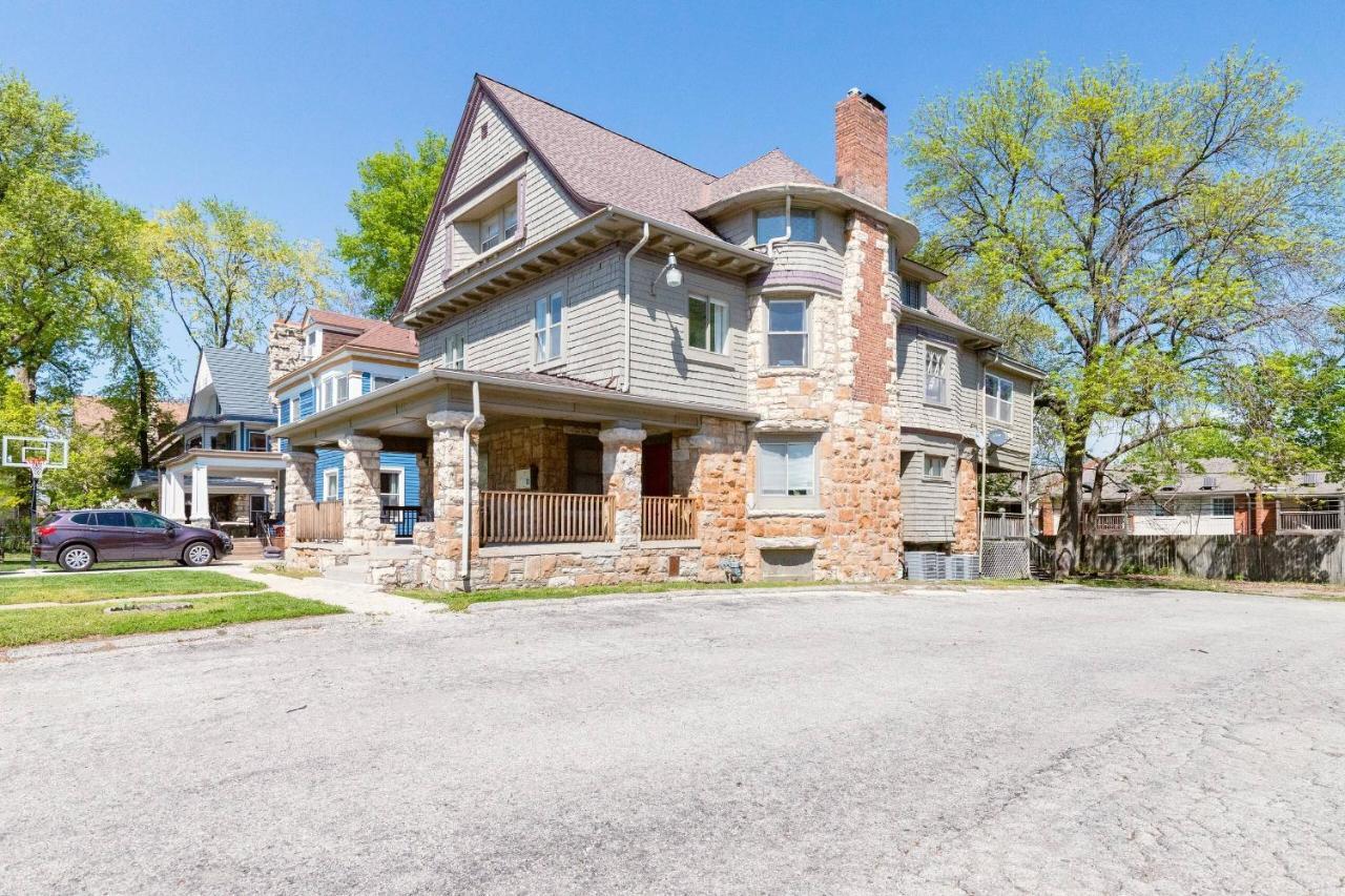 Boutique Apartment In 1905 Victorian Home - Plaza - Westport Kansas City Exterior photo